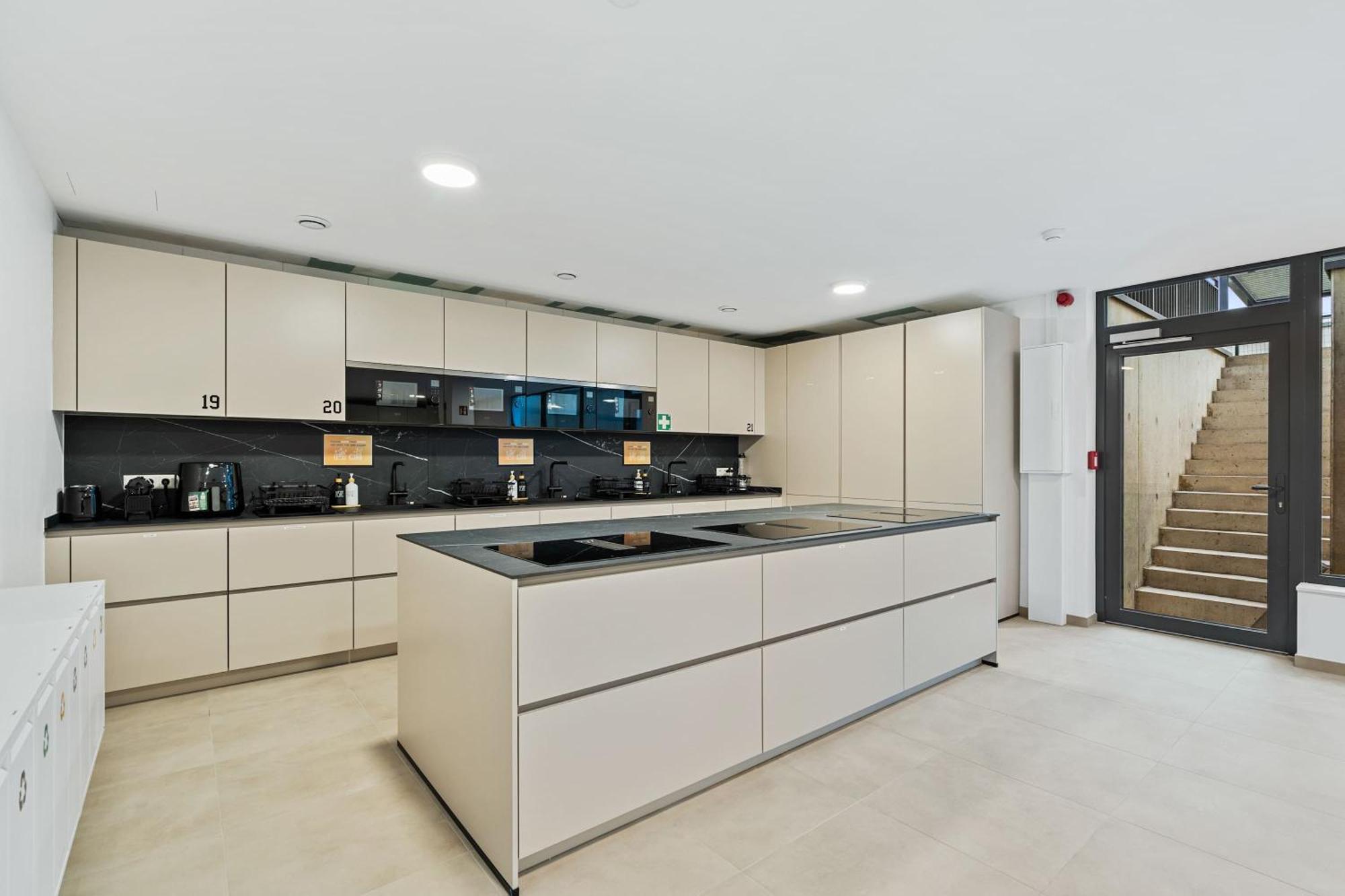 Comfort & Style In Vibrant Luxembourg Coliving Ngoại thất bức ảnh