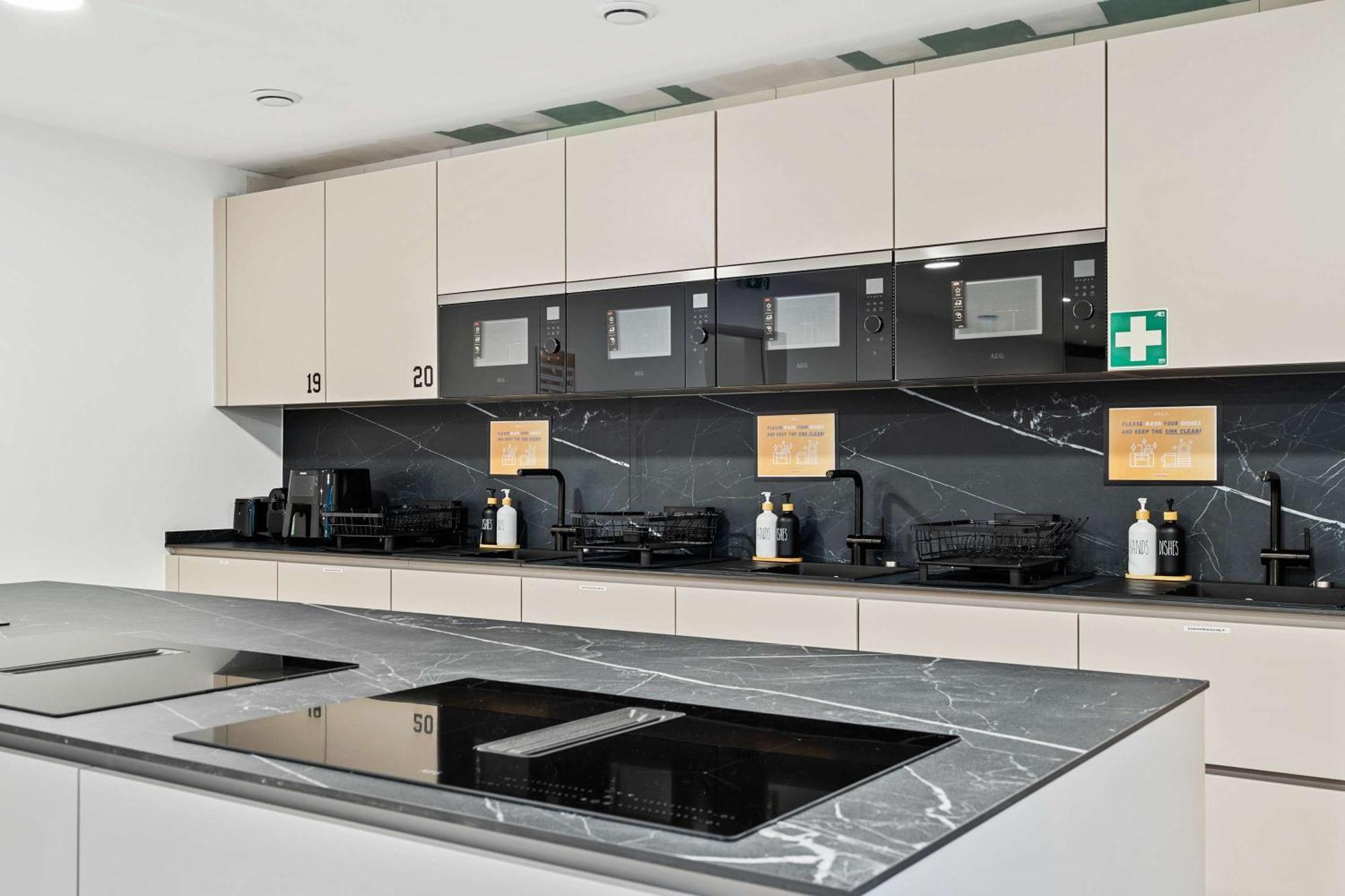 Comfort & Style In Vibrant Luxembourg Coliving Ngoại thất bức ảnh